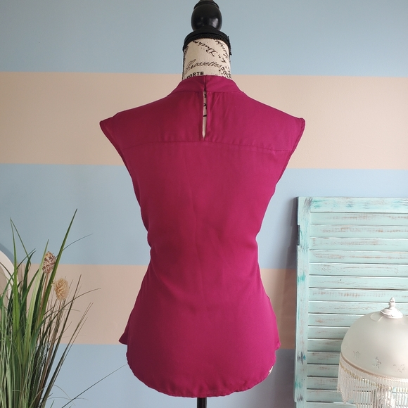 Worthington Zipper Tank Top - Picture 3 of 5